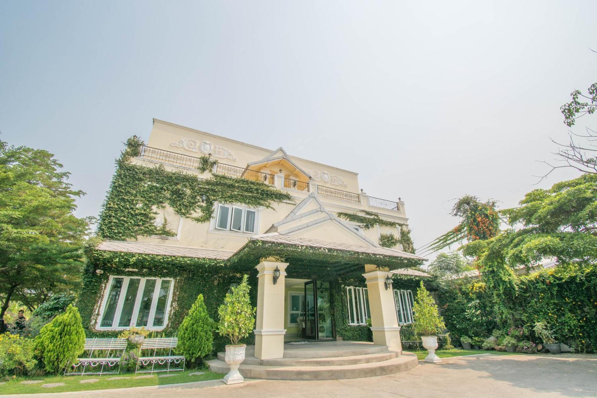 The Target Residence Chiang Rai Esterno foto